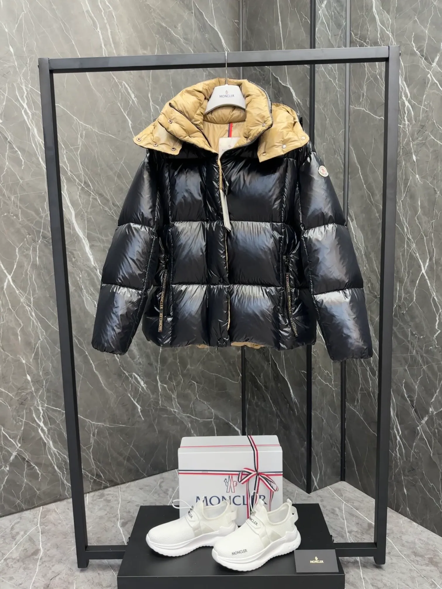 ⬆️Moncler Parana ， 。 ， ， ， Moncler 。 • • •95 • • • • • Size:0-3 D 9880046730